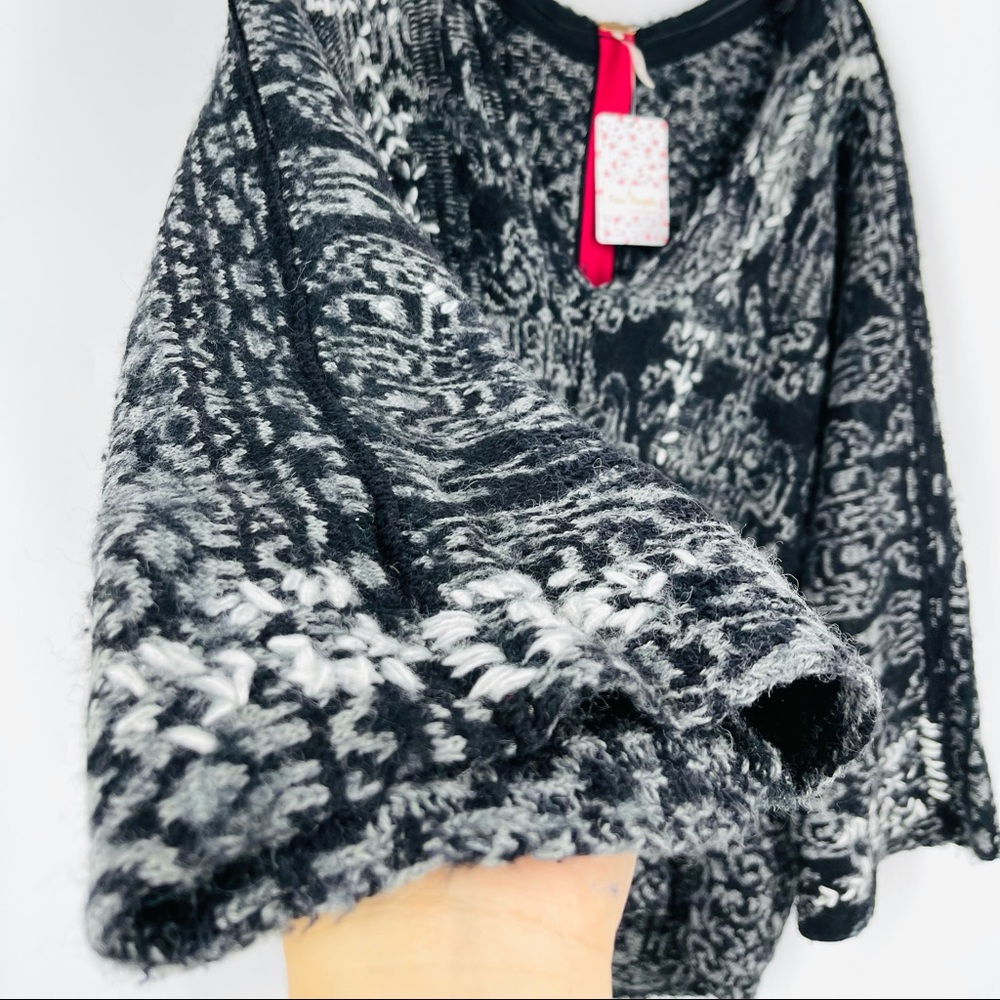 ✨NWT Free People Oversized Slouchy Boho Fuzzy Wool Alpaca Hooded Grunge Sweater - Picture 13 of 16